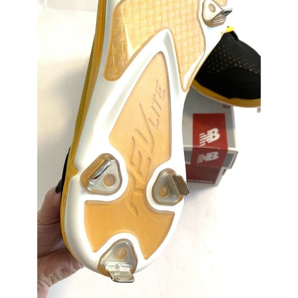 New Balance Low-Cut 3000v4 Metal Baseball Cleats - Picture 7 of 12